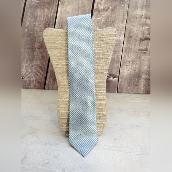 Paul Frederick Necktie Tie Silk Blue White Houndstooth Woven Formal Classic - Picture 1 of 10